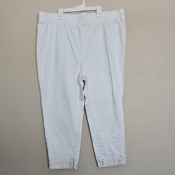 Soft Surroundings Pants - Soft Surroundings White Dazzle Denim Metro legging